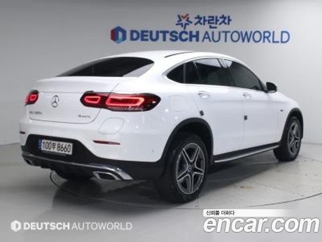 Mercedes-Benz GLC-Class (X253) GLC300e 4MATIC Coupe 2021 — фото 2