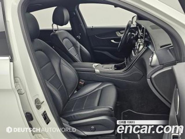 Mercedes-Benz GLC-Class (X253) GLC300e 4MATIC Coupe 2021 — фото 10
