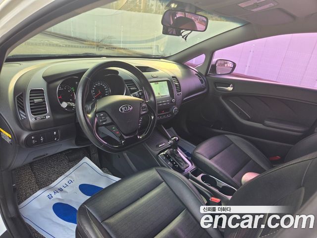 Kia K3 Trendy Style 2017 — фото 16