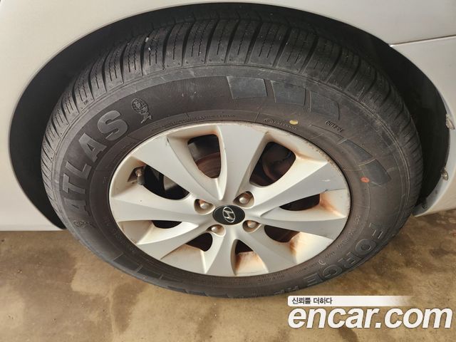 Hyundai Accent (New) 1.4 VVT Modern 2016 — фото 19