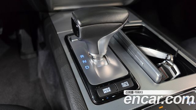 Genesis G80 3.3 GDI Luxury 2017 — фото 9