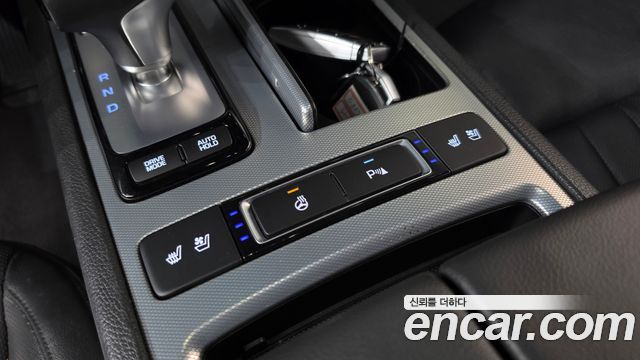 Genesis G80 3.3 GDI Luxury 2017 — фото 18