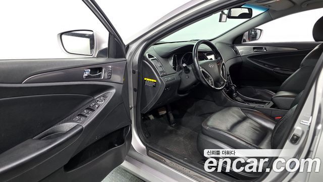 Hyundai Sonata Hybrid 2.0 Premium 2014 — фото 10