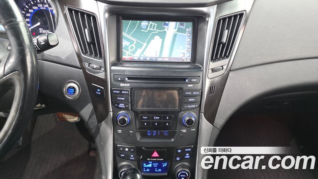 Hyundai Sonata Hybrid 2.0 Premium 2014 — фото 13