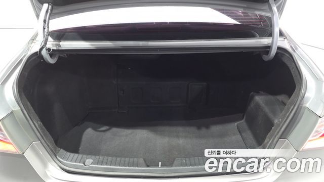 Hyundai Sonata Hybrid 2.0 Premium 2014 — фото 17