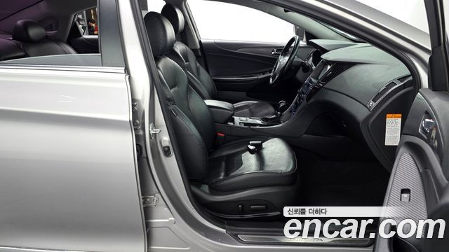 Hyundai Sonata Hybrid 2.0 Premium 2014 — фото 26