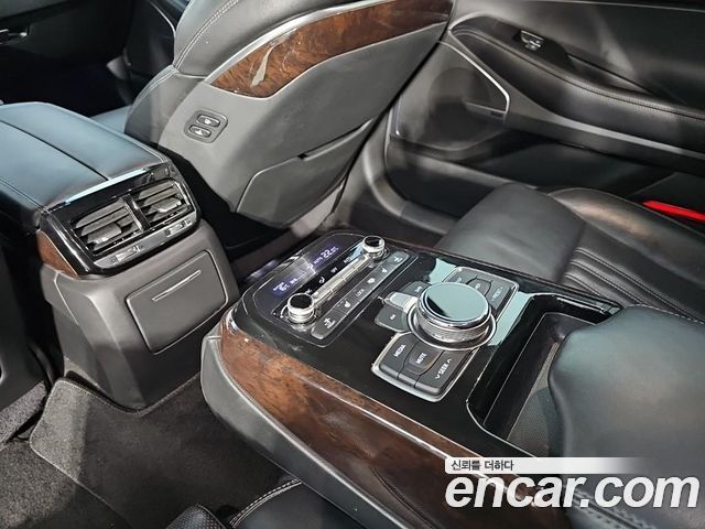 Genesis EQ900 3.8 GDI AWD Luxury 2018 — фото 21
