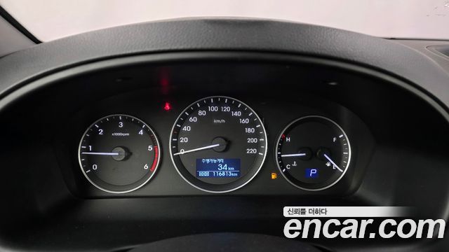 Hyundai Grand Starex 5-Seater VAN Modern 2018 — фото 8