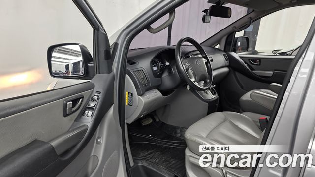 Hyundai Grand Starex 5-Seater VAN Modern 2018 — фото 10