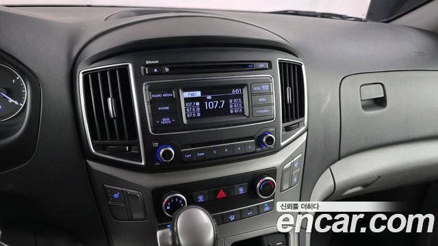 Hyundai Grand Starex 5-Seater VAN Modern 2018 — фото 14