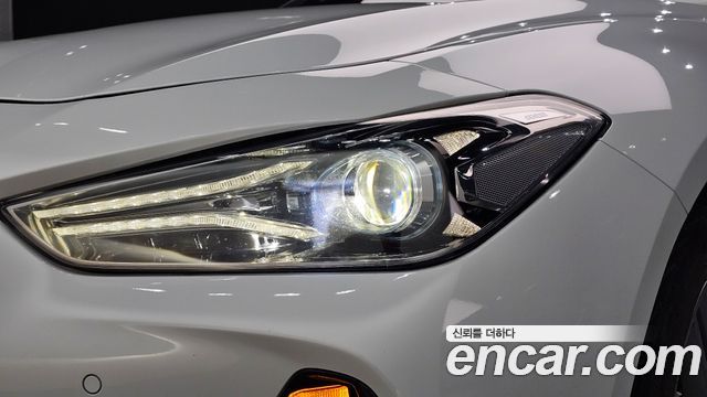 Genesis G70 2.0T Elite 2019 — фото 22