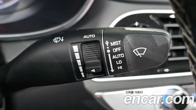 Genesis G70 2.0T Elite 2019 — фото 32