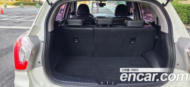 KG Mobility (SsangYong) Tivoli VX 2WD 2015 — фото 19