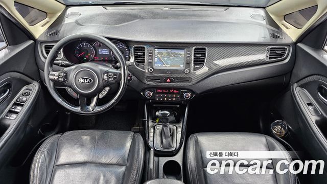Kia Carens 2.0 LPI Prestige 2017 — фото 7