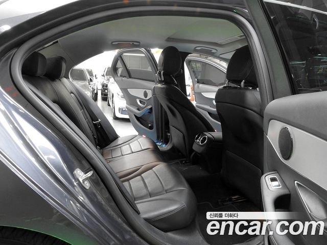 Mercedes-Benz C-Class (W205) C220 d Avantgarde 2016 — фото 17