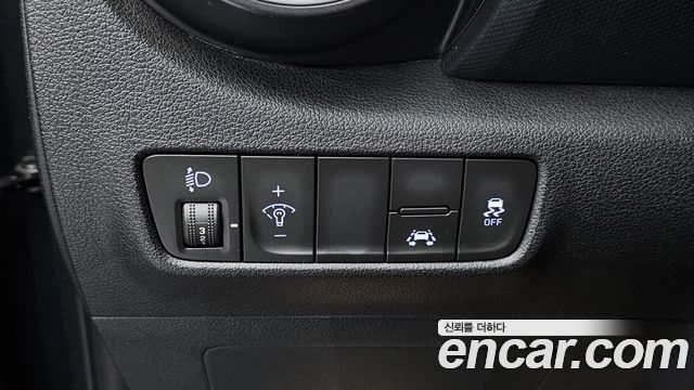 Hyundai Kona 1.6 Turbo 2WD Modern pop 2019 — фото 27