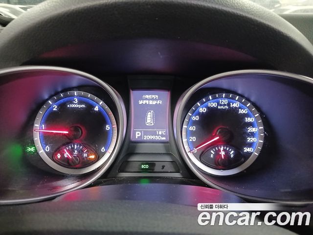 Hyundai Santa Fe (DM) Diesel(e-VGT) 2.0 2WD Premium 2013 — фото 8