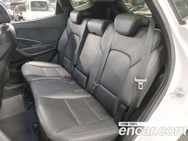 Hyundai Santa Fe (DM) Diesel(e-VGT) 2.0 2WD Premium 2013 — фото 16
