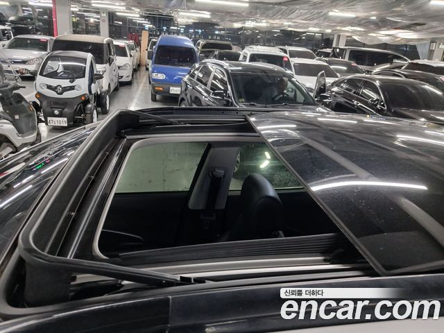 Hyundai Santa Fe (DM) Diesel(e-VGT) 2.0 2WD Premium 2013 — фото 18