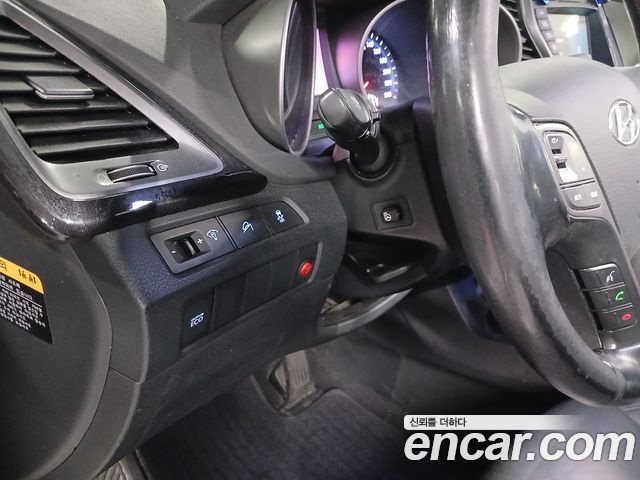 Hyundai Santa Fe (DM) Diesel(e-VGT) 2.0 2WD Premium 2013 — фото 21