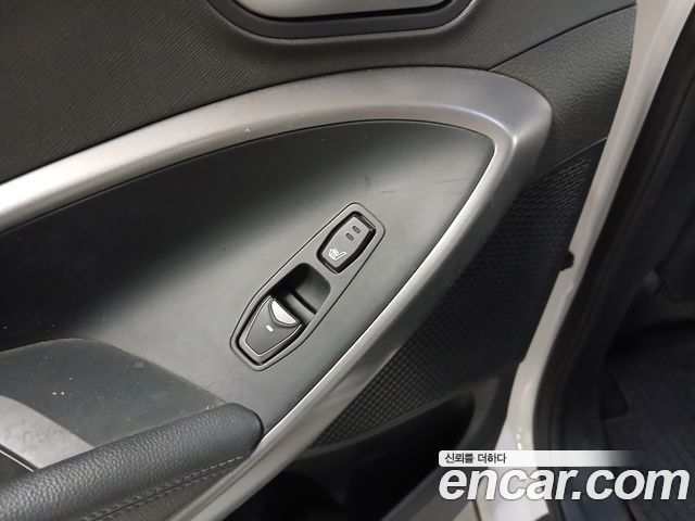 Hyundai Santa Fe (DM) Diesel(e-VGT) 2.0 2WD Premium 2013 — фото 22