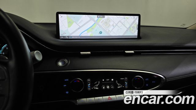 Genesis GV70 2.2 Diesel AWD 2022 — фото 13