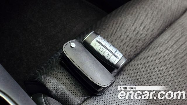 Genesis GV70 2.2 Diesel AWD 2022 — фото 15