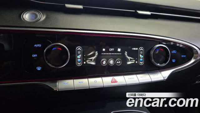 Genesis GV70 2.2 Diesel AWD 2022 — фото 29