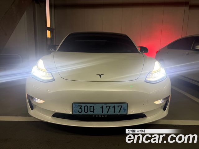 Tesla Model 3 Long Range AWD