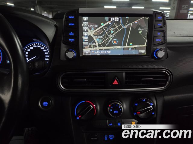 Hyundai Kona 1.6 Turbo 2WD Modern Tech 2018 — фото 18
