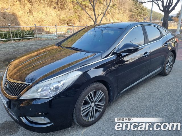 Hyundai Grandeur (HG) HG240 Modern