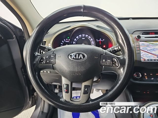 Kia Sportage R Diesel 2WD Trendy 2015 — фото 9