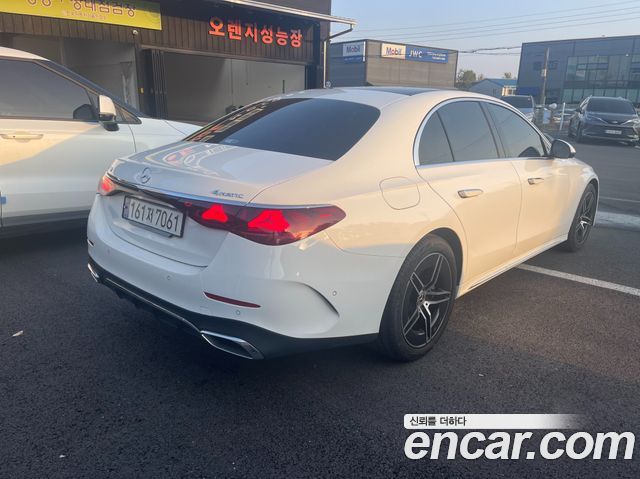 Mercedes-Benz E-Class (W214) E300 4MATIC AMG Line 2024 — фото 2
