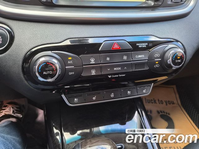 Kia Sorento Diesel 2.0 2WD Prestige 2016 — фото 14