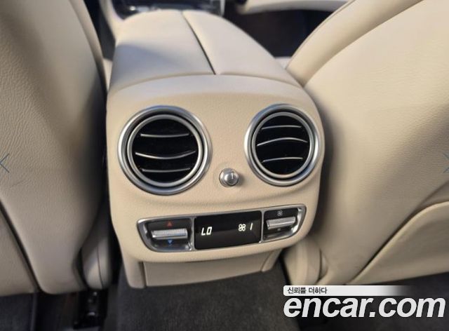 Mercedes-Benz E-Class (W213) E450 4MATIC Exclusive 2023 — фото 10