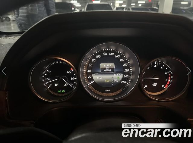 Mercedes-Benz E-Class (W212) E300 Elegance 2014 — фото 2