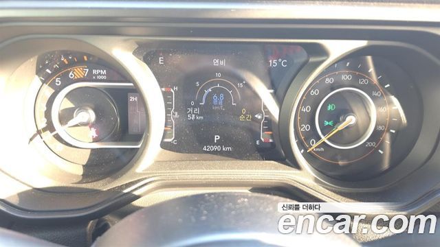 Jeep Wrangler (JL) 2.0 Rubicon Power Top 4Door 2024 — фото 8