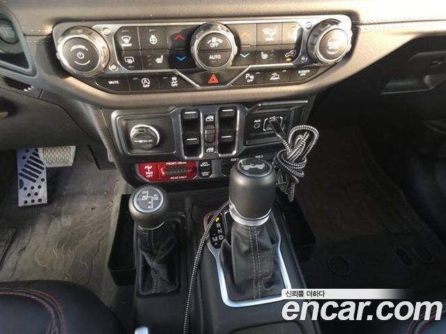Jeep Wrangler (JL) 2.0 Rubicon Power Top 4Door 2024 — фото 9