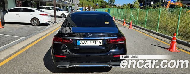 Mercedes-Benz E-Class (W213) E350 4MATIC AMG Line 2022 — фото 6