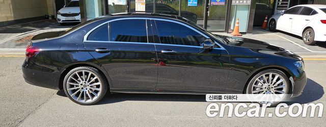 Mercedes-Benz E-Class (W213) E350 4MATIC AMG Line 2022 — фото 23