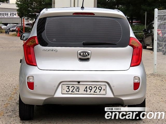 Kia Morning Deluxe Trendy 2015 — фото 4