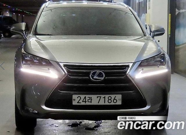 Lexus NX300h Supreme 2015 — фото 2