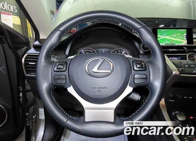 Lexus NX300h Supreme 2015 — фото 8