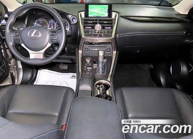 Lexus NX300h Supreme 2015 — фото 9