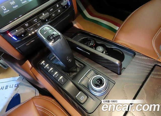 Maserati Quattroporte S Q4 3.0 V6 Granlusso 2019 — фото 16