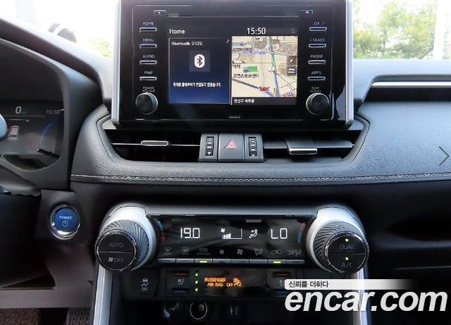 Toyota RAV4 (V) 2.5 4WD Hybrid 2019 — фото 15