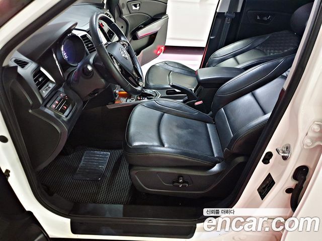 KG Mobility (SsangYong) Tivoli Armor Gear Plus 2WD 2019 — фото 9