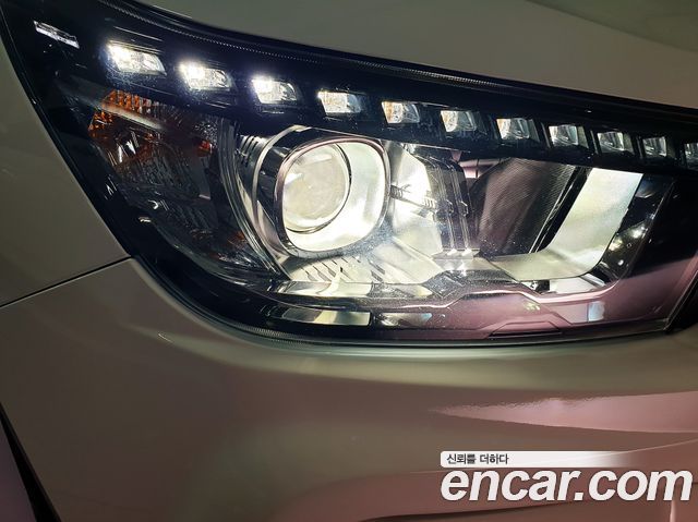 KG Mobility (SsangYong) Tivoli Armor Gear Plus 2WD 2019 — фото 20