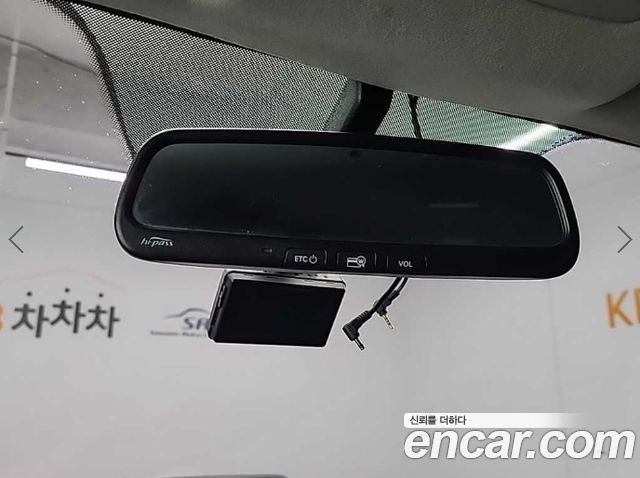 Hyundai Grand Starex 12-Seater Wagon CVX Premium 2012 — фото 20