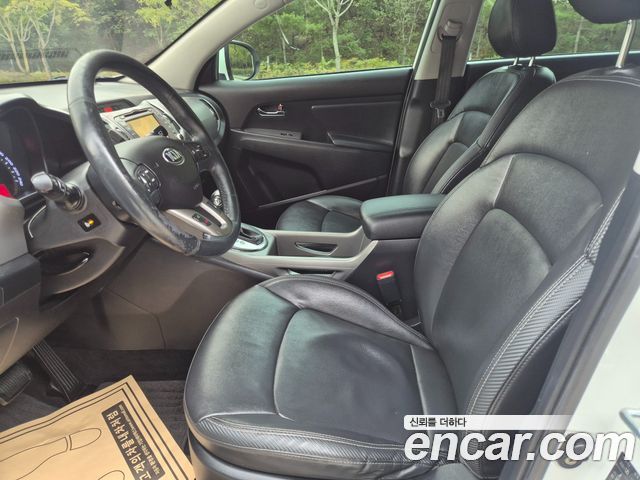 Kia Sportage R Diesel 2WD Trendy 2015 — фото 17
